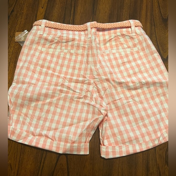 Sonoma Life & Style - Picture 2 of 3